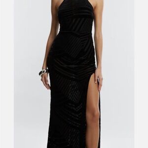 BCBGMAXAZRIA Black Allegra Halter Gown